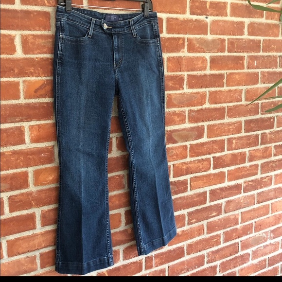 Leviβs Demi curve mid rise flare jeans - Picture 6 of 7